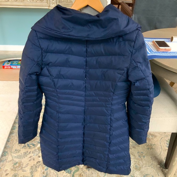 Marc Jacobs puffer coat; Good condition. XS but fits more like a Small/Med. - Picture 2 of 3